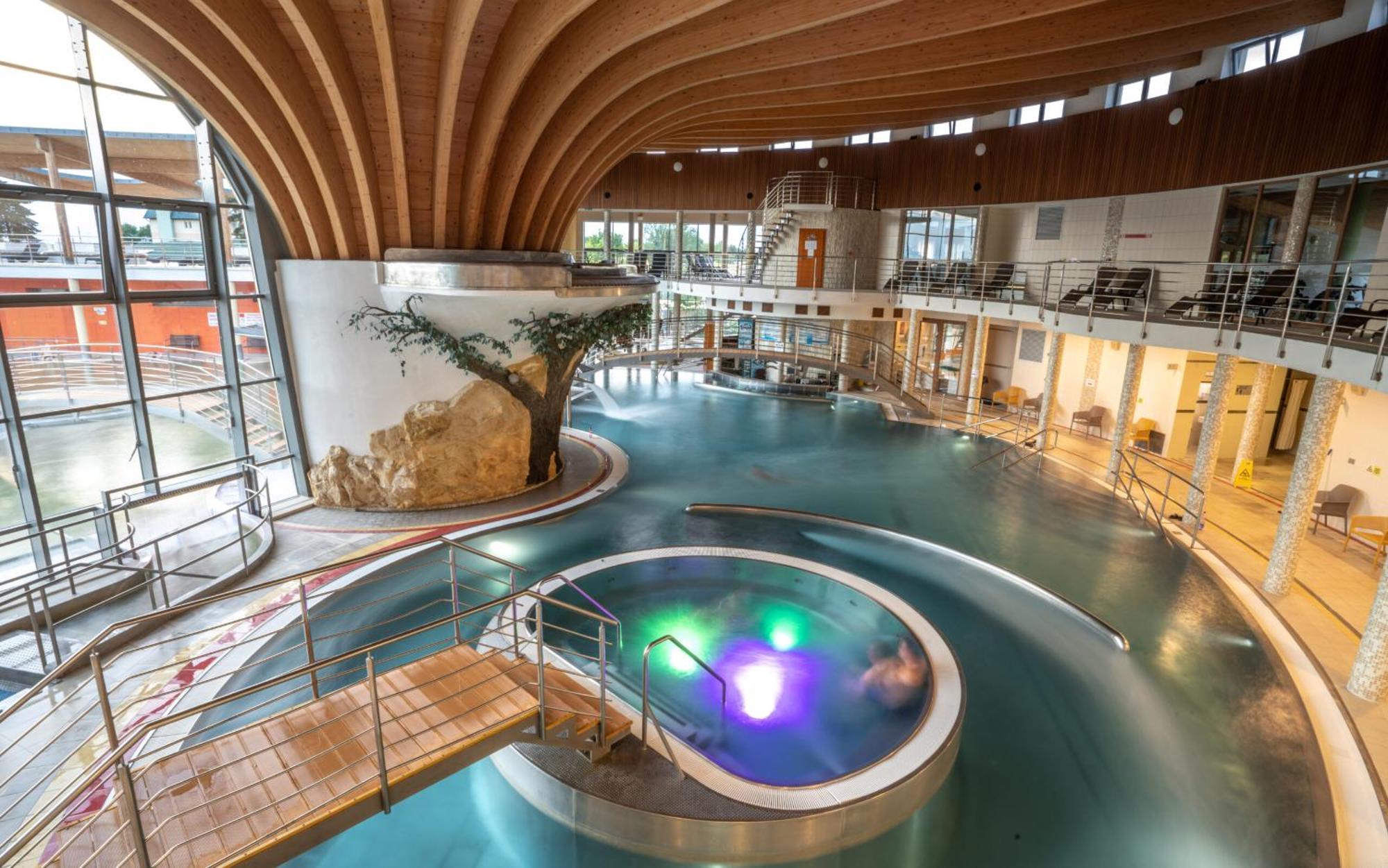 Hotel Dom v Záhrade Podhájska Esterno foto